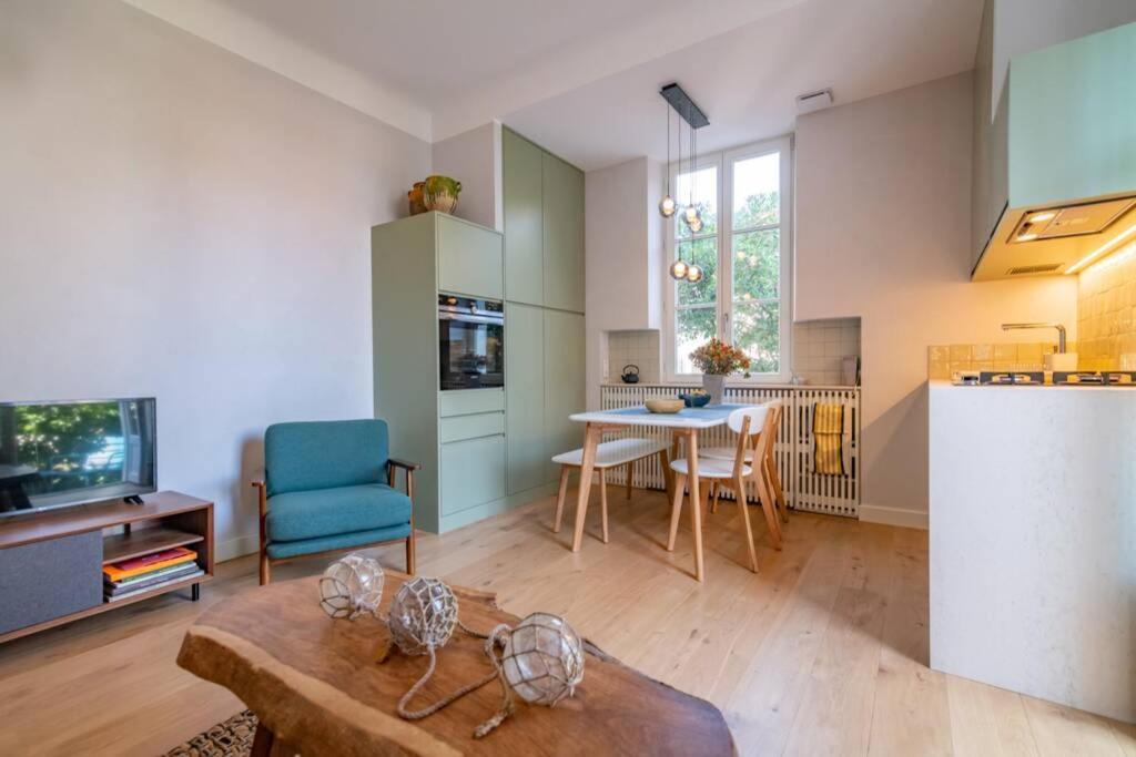 Cote Des Basques, Terrasse, Confort Et Qualite Биариц Екстериор снимка